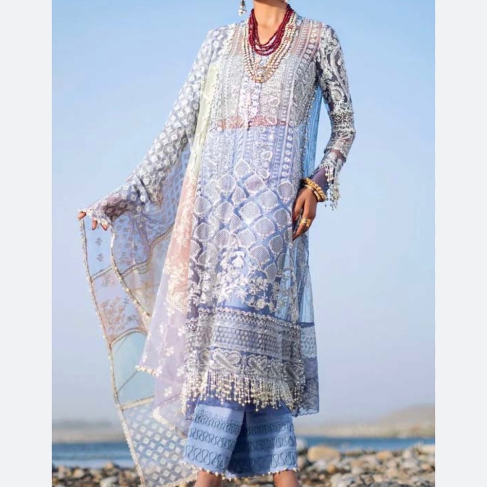 Pakistani brand new luxury Sana Safinaz net dress size medium to large